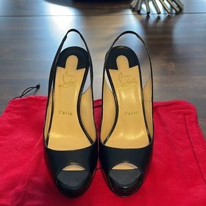 Christian Louboutin N Prive 120 size 37 equivalent to size 7.